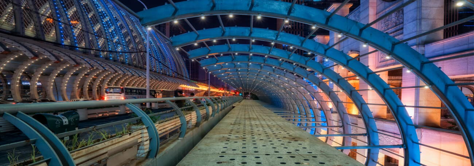 單體構(gòu)件，檁條、屋架等開(kāi)口冷彎型鋼